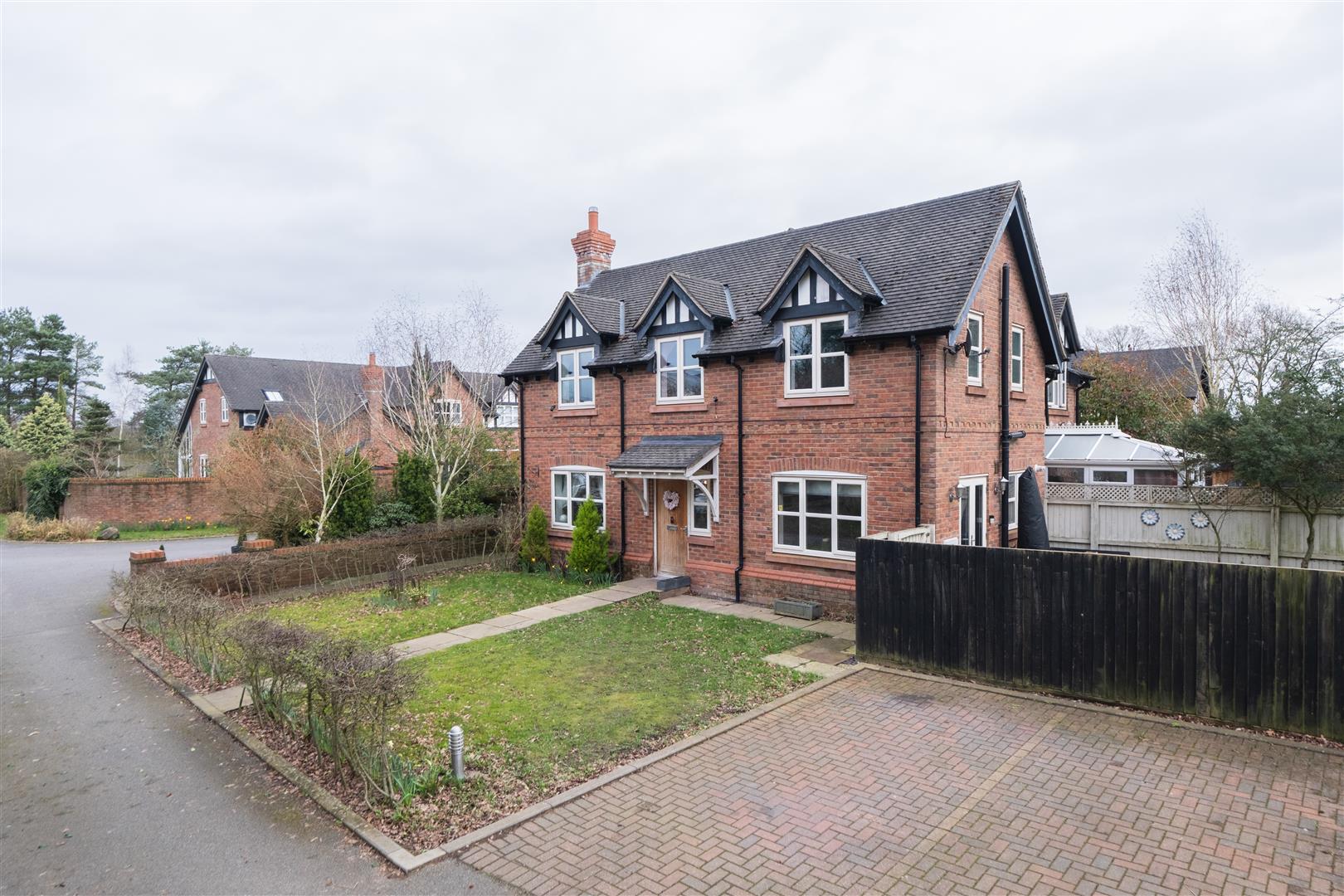 3 bedroom  Semi Detached House for Sale in Little Budworth